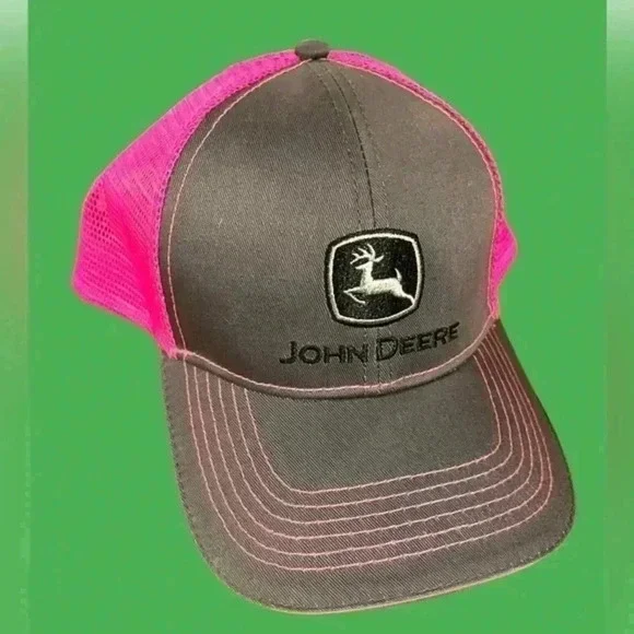 NWOT PINK AND GRAY JOHN DEERE HAT 🚜🌽 - Picture 2 of 5